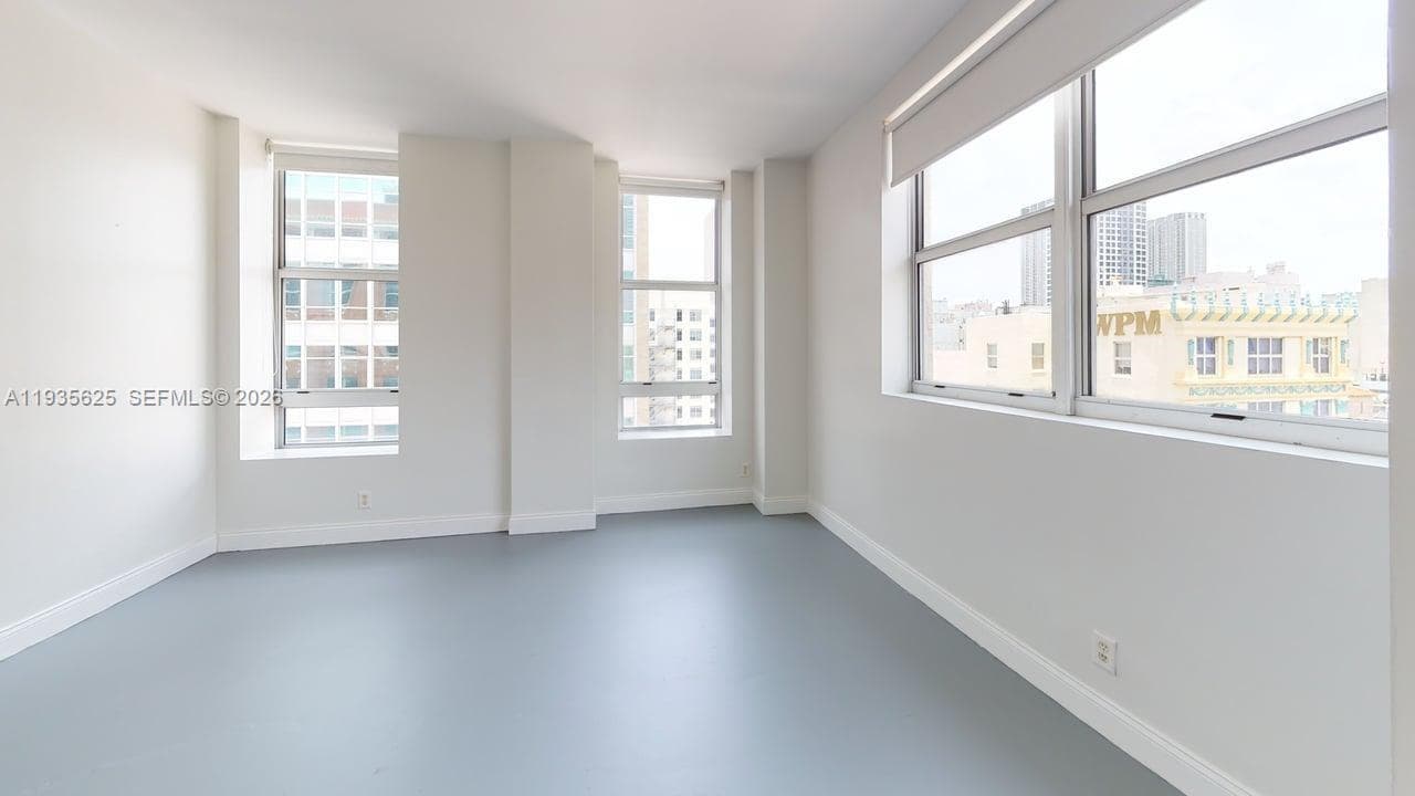 111 E Flagler St # 810, Miami FL 33131 — 16