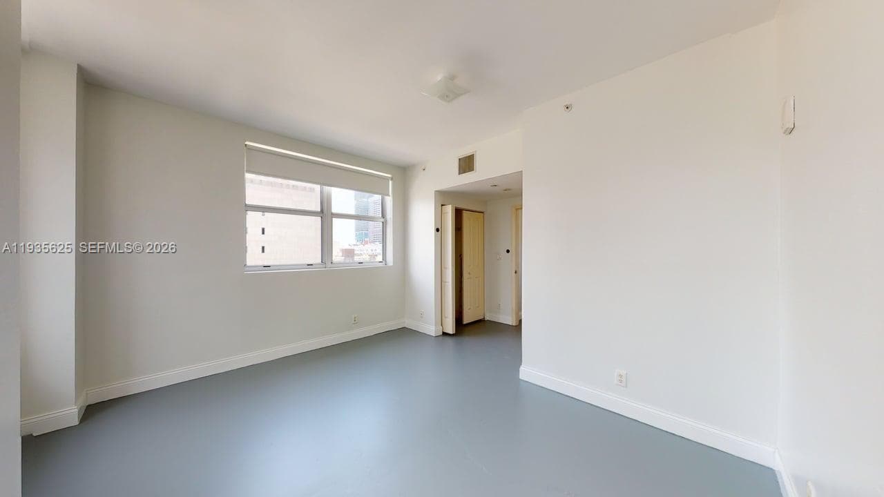 111 E Flagler St # 810, Miami FL 33131 — 12