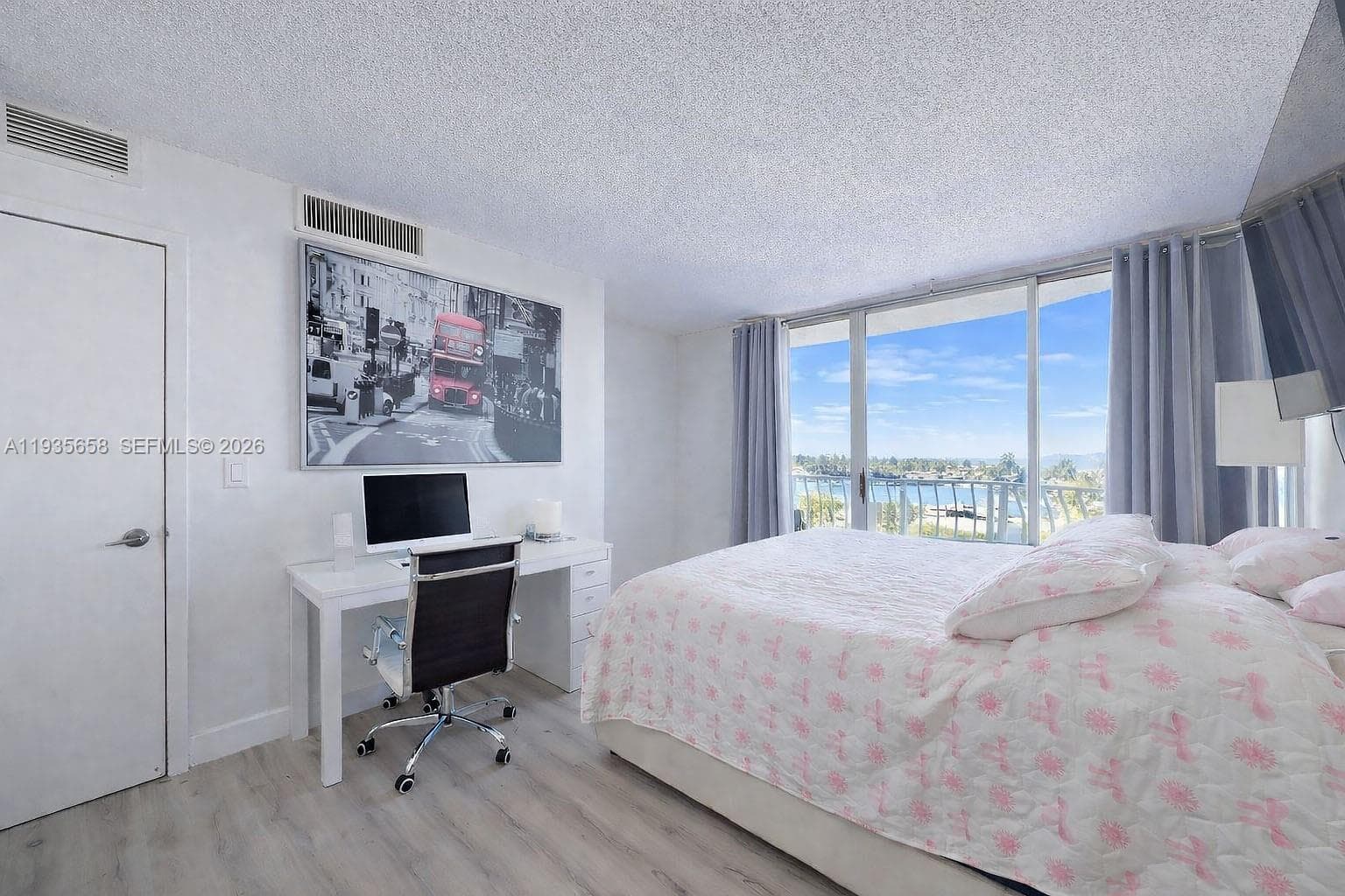 7601 E Treasure Dr # 611, North Bay Village FL 33141 — 42