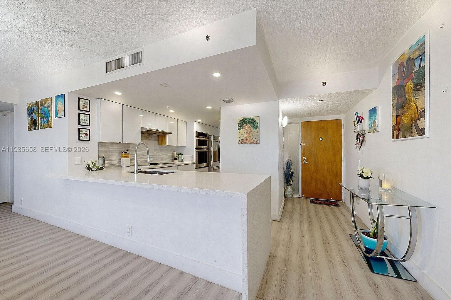 7601 E Treasure Dr # 611, North Bay Village FL 33141 — 24