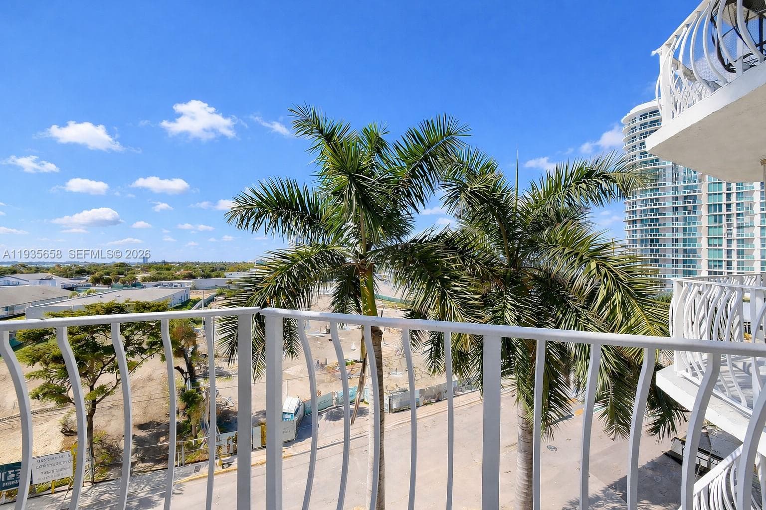 7601 E Treasure Dr # 611, North Bay Village FL 33141 — 50