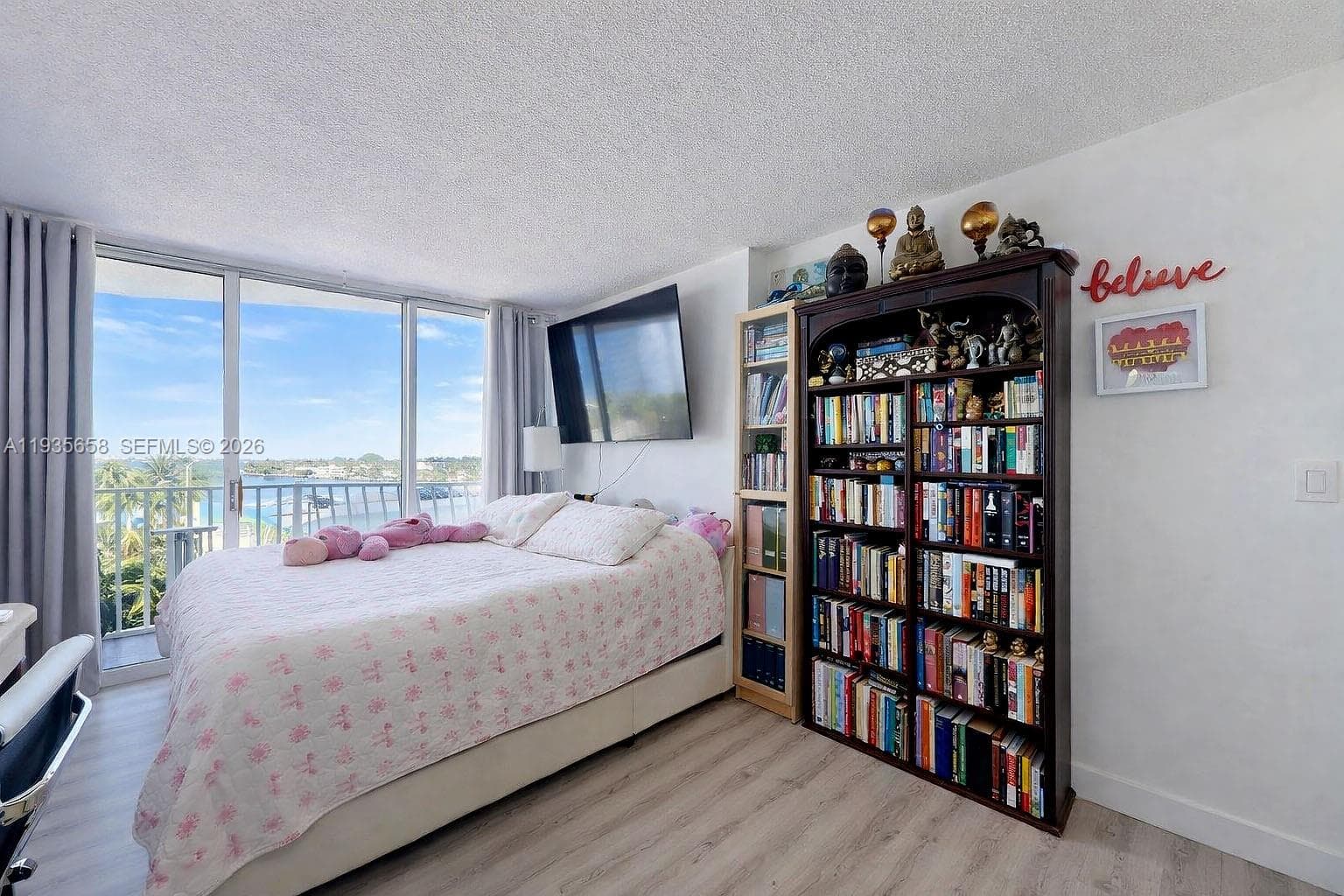 7601 E Treasure Dr # 611, North Bay Village FL 33141 — 40