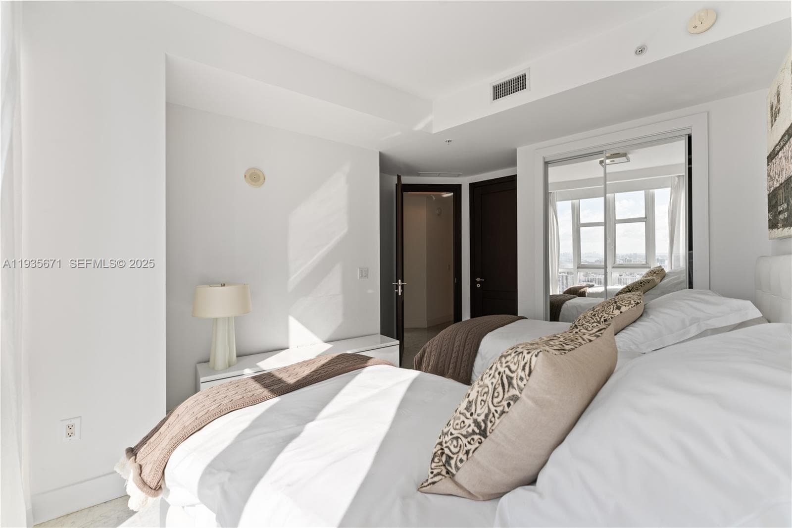 18201 Collins Ave # 5001, Sunny Isles Beach FL 33160 — 22