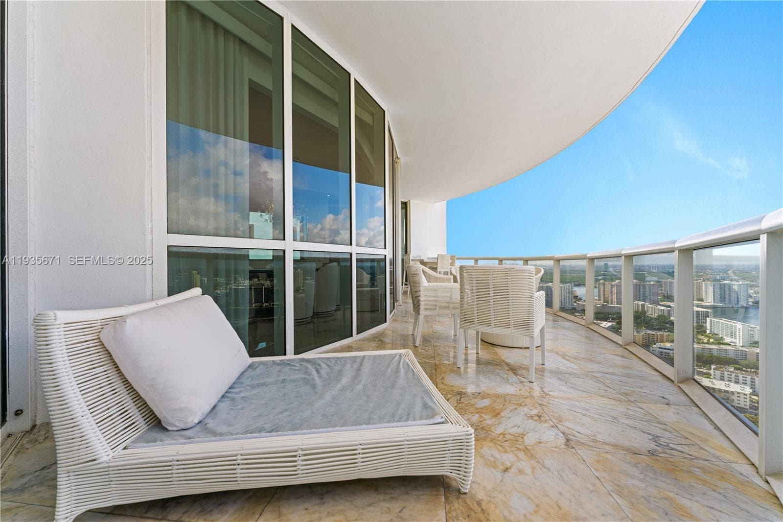 18201 Collins Ave # 5001, Sunny Isles Beach FL 33160 — 28