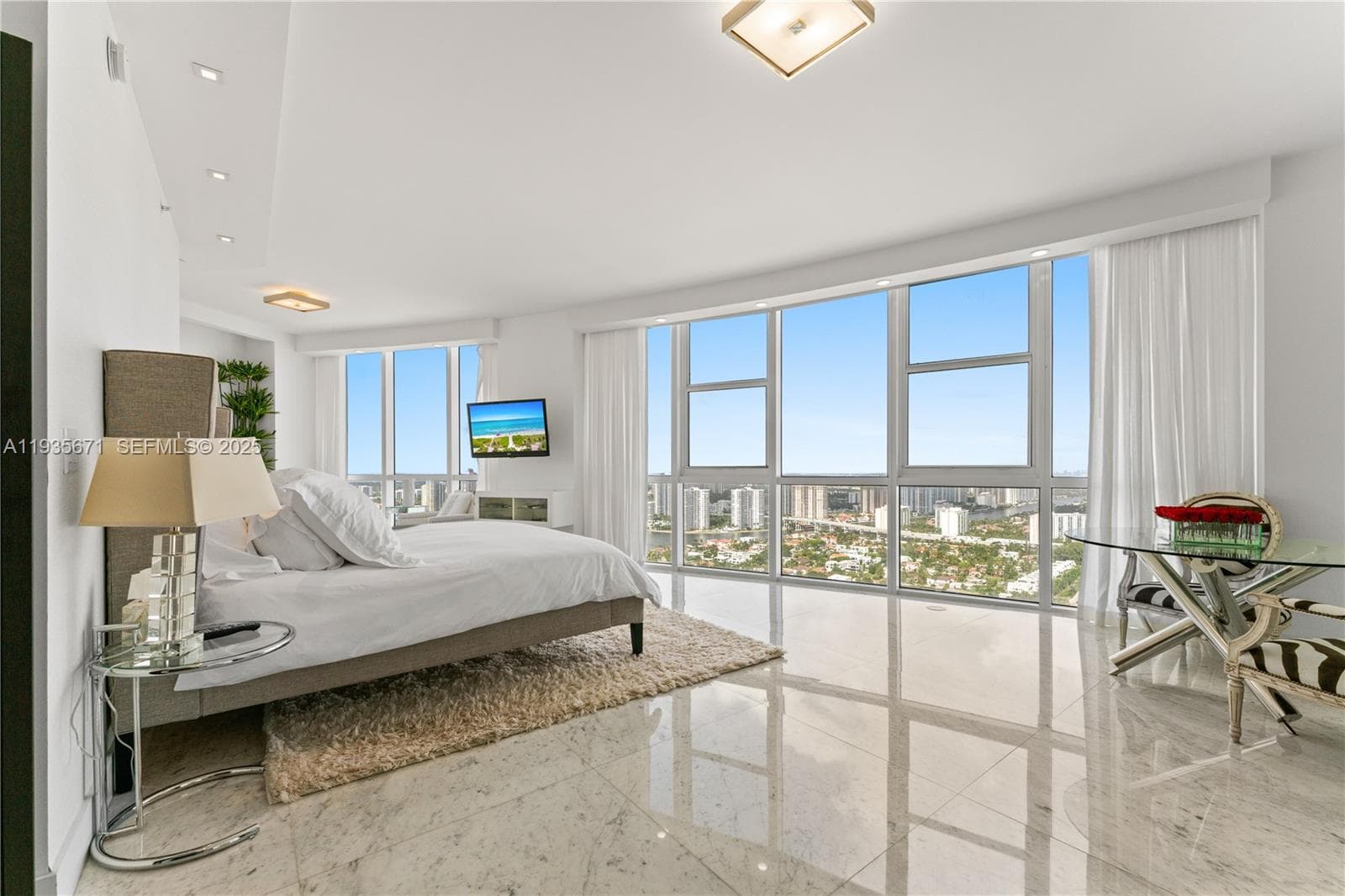 18201 Collins Ave # 5001, Sunny Isles Beach FL 33160 — 14
