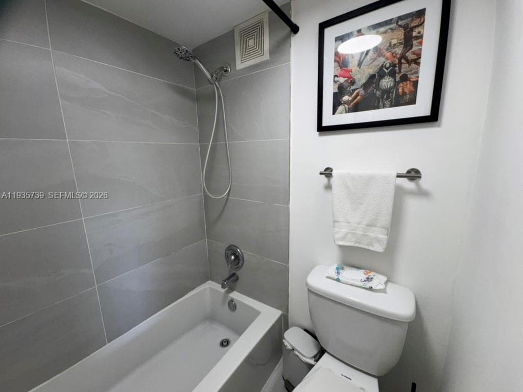 2000 NE 135th St # 908, North Miami FL 33181 — 28