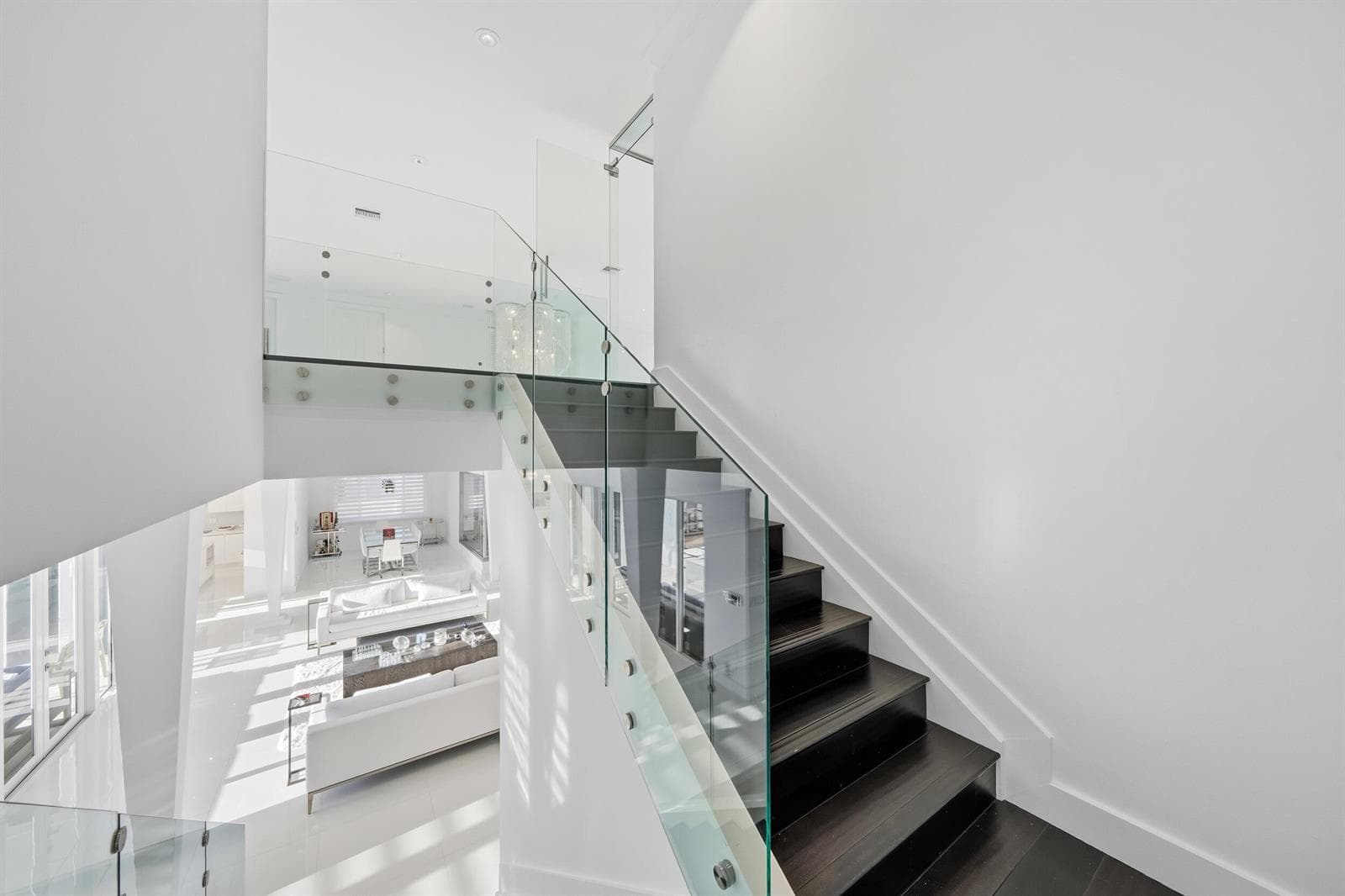 16430 NE 30th Avenue, North Miami Beach FL 33160 — 43