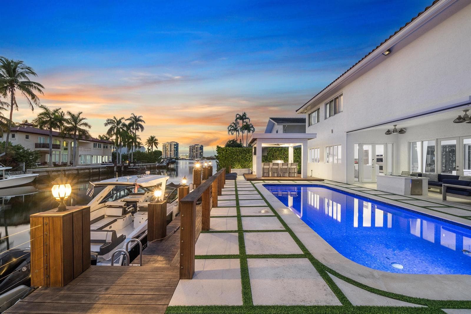 16430 NE 30th Avenue, North Miami Beach FL 33160 — 24