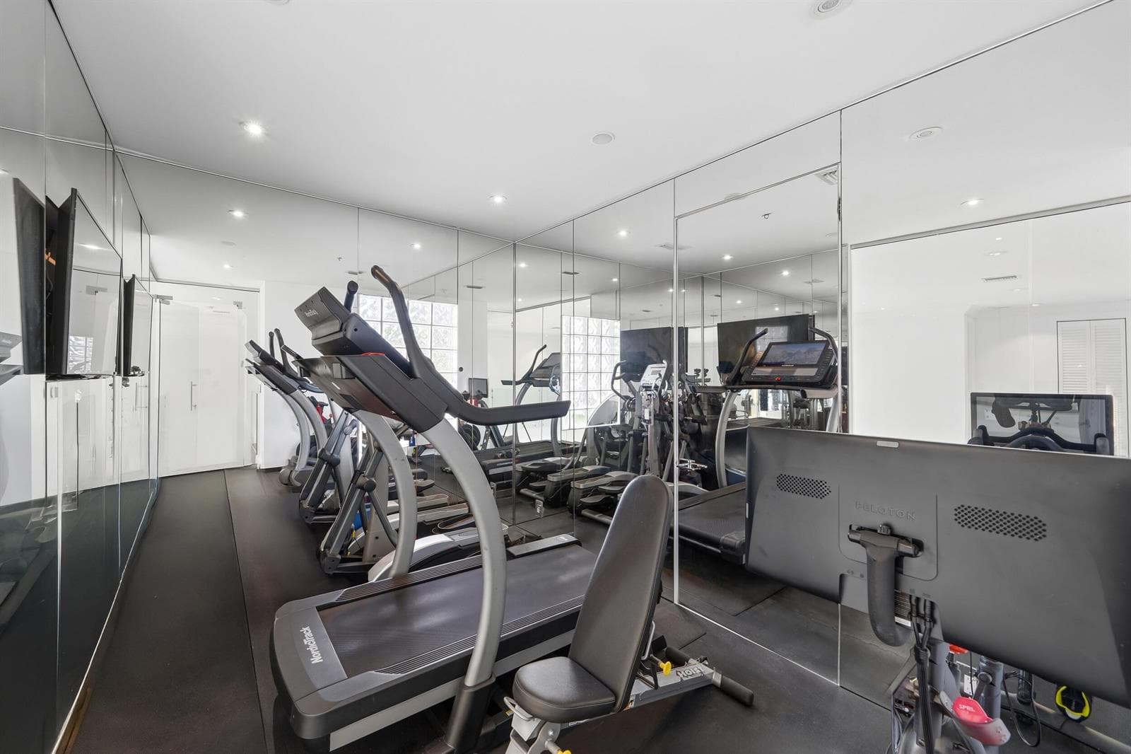 16430 NE 30th Avenue, North Miami Beach FL 33160 — 45
