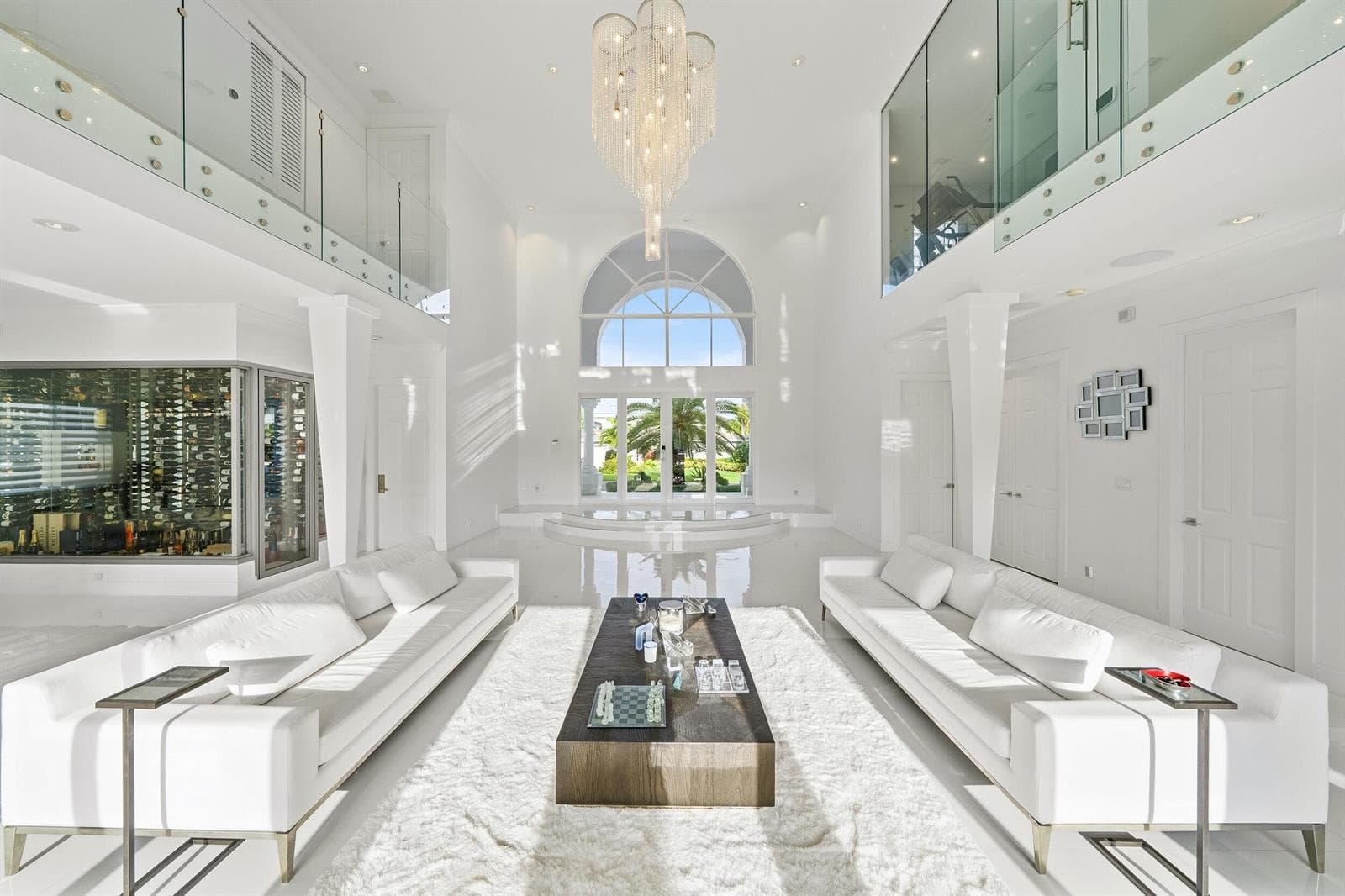 16430 NE 30th Avenue, North Miami Beach FL 33160 — 11