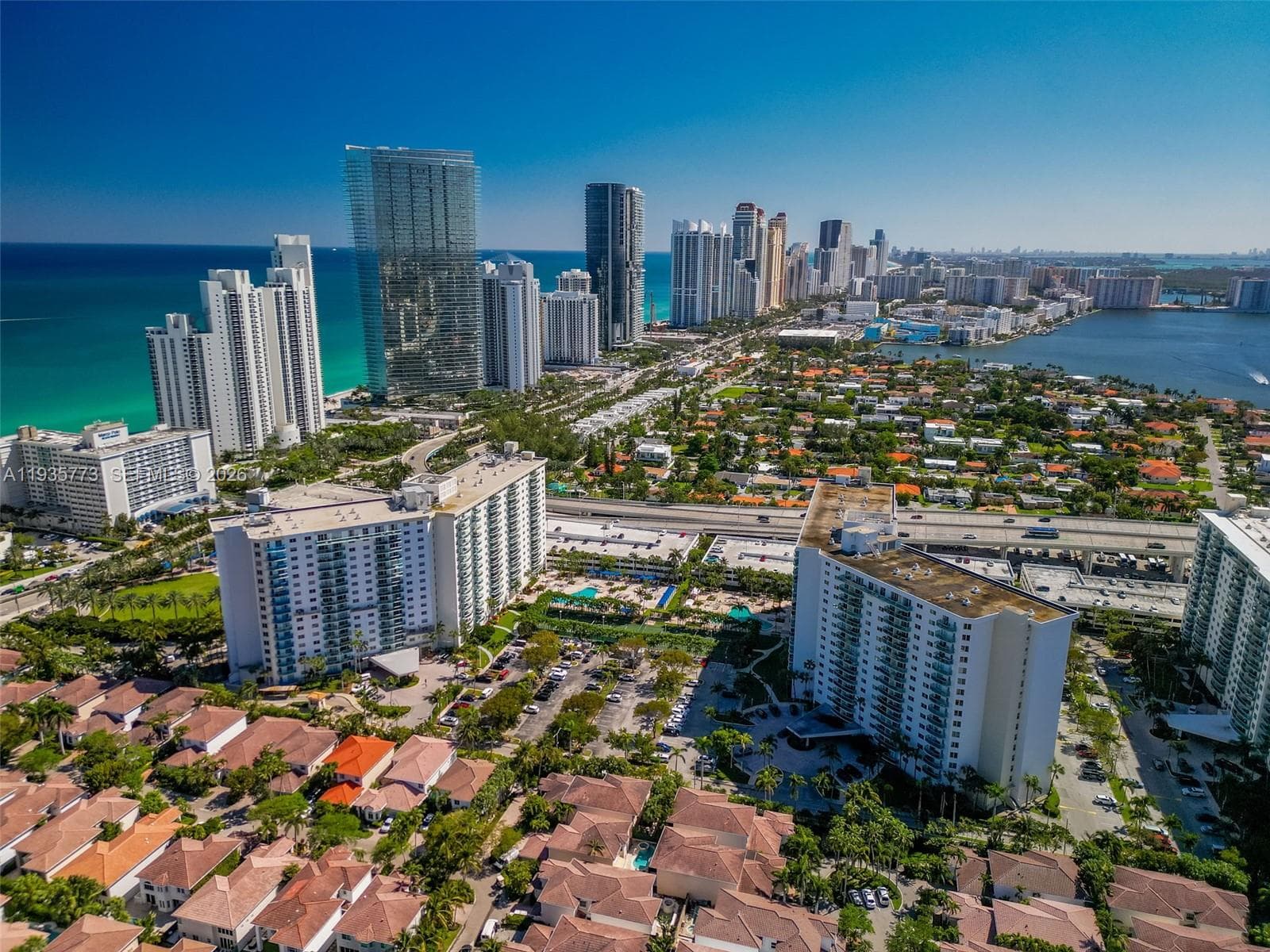 19380 Collins Ave # 826, Sunny Isles Beach FL 33160 — 36
