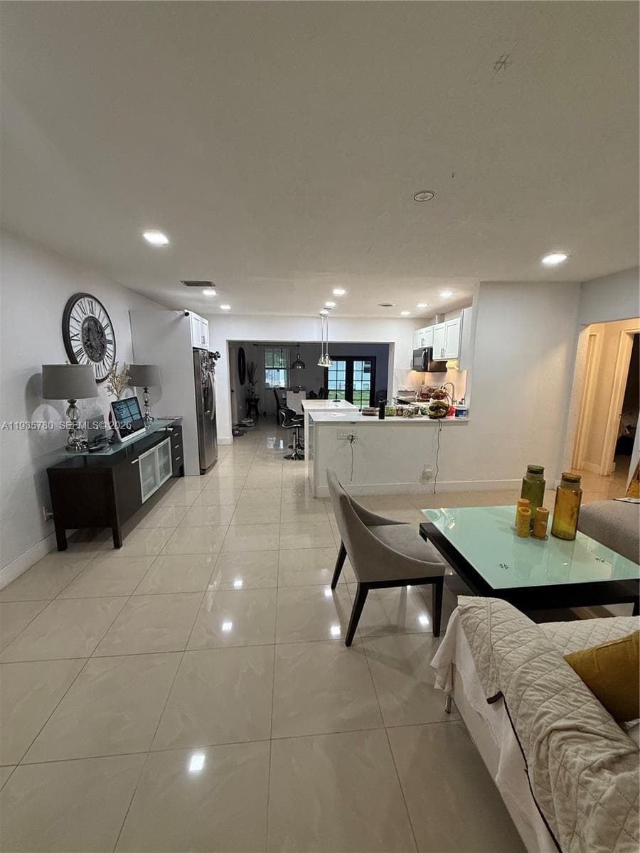 1031 NE 142nd St, North Miami FL 33161 — 8