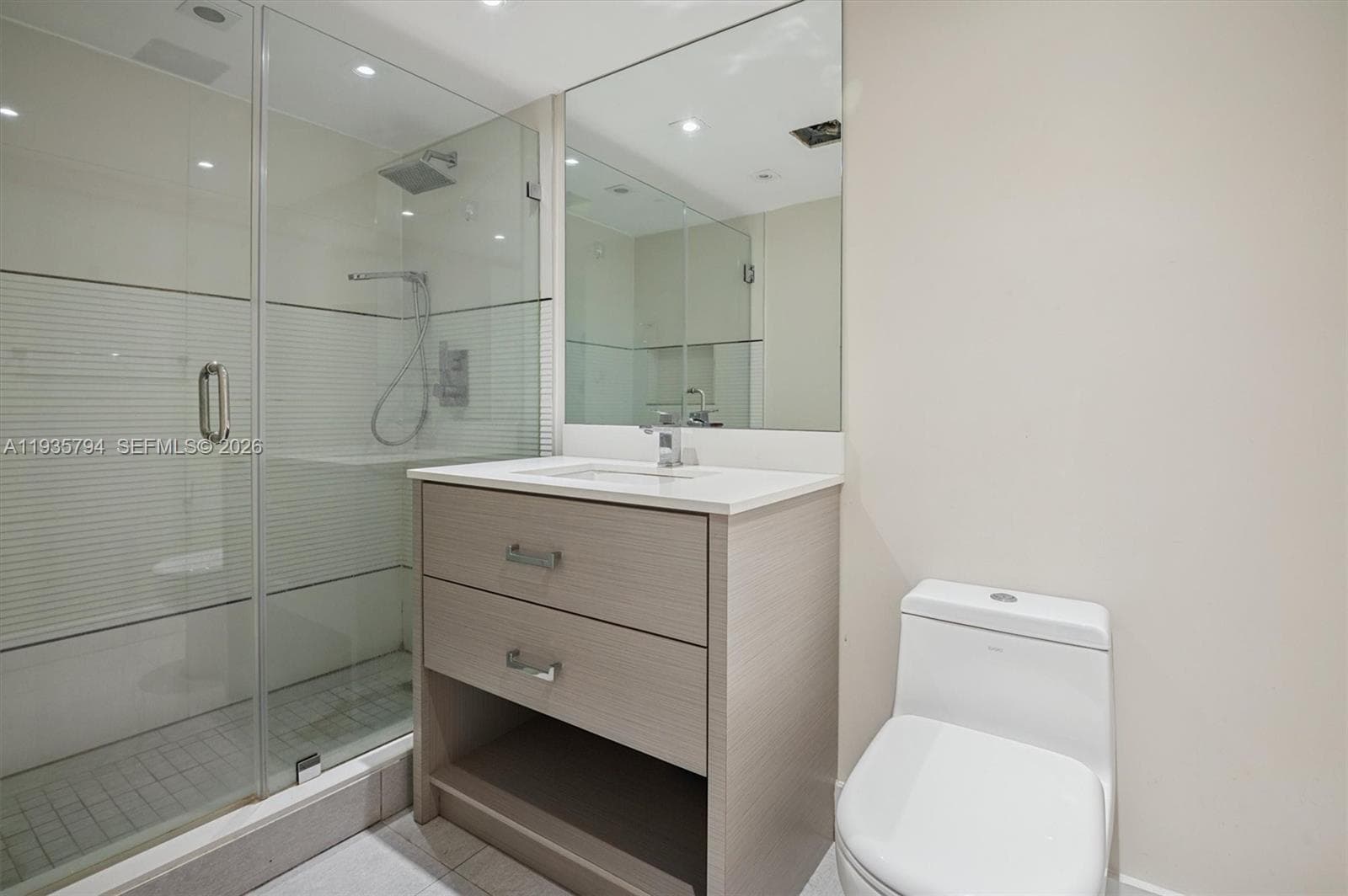4301 Collins Ave # 403, Miami Beach FL 33140 — 12