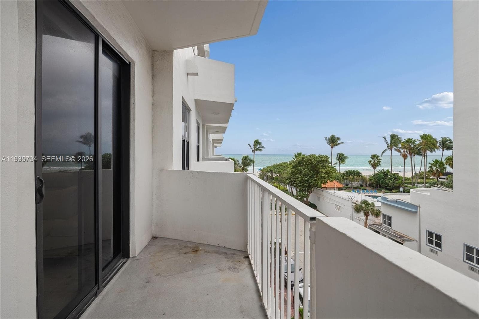 4301 Collins Ave # 403, Miami Beach FL 33140 — 1