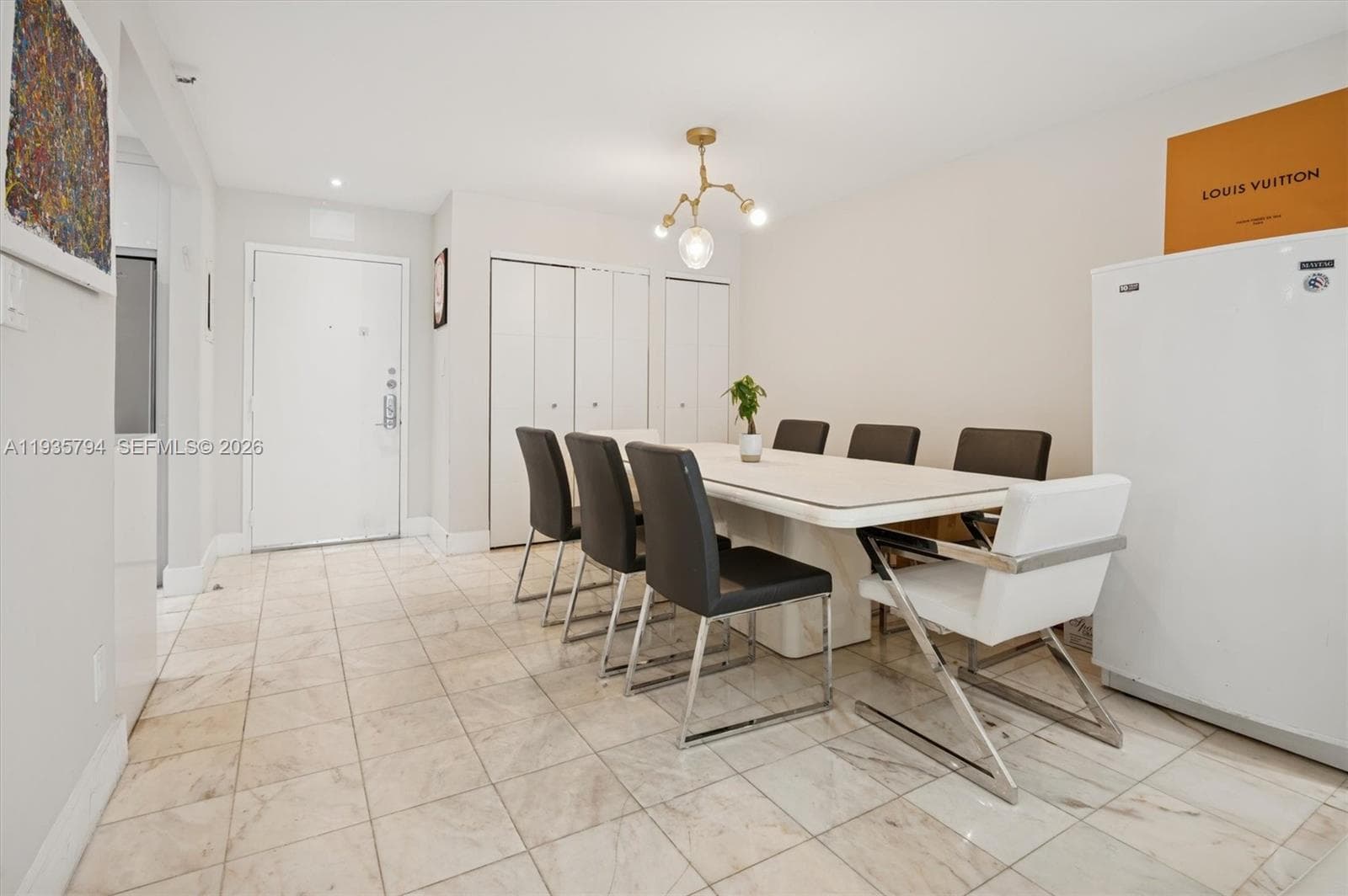 4301 Collins Ave # 403, Miami Beach FL 33140 — 5