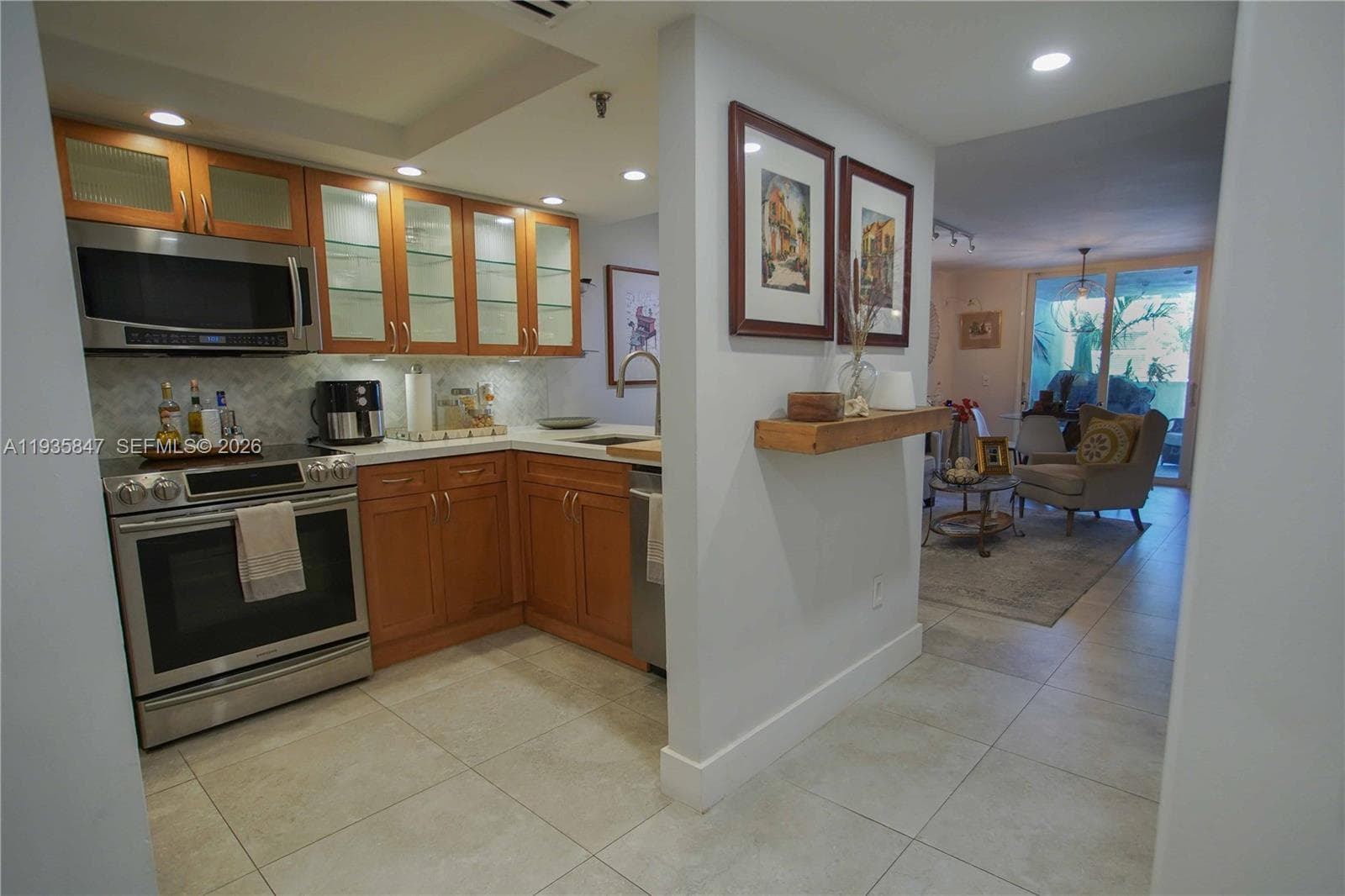 5880 Collins Ave # 302, Miami Beach FL 33140 — 7