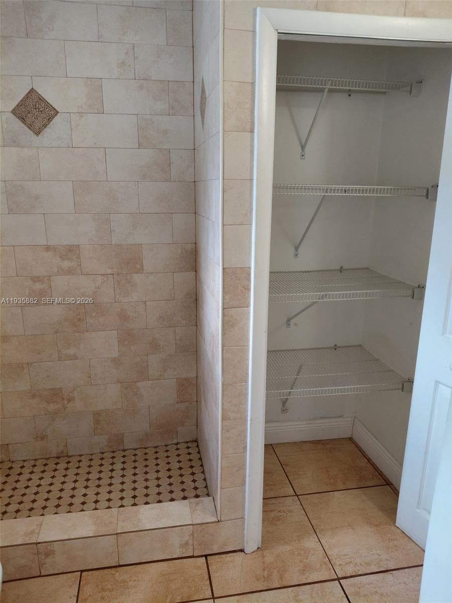 3503 SW 24th St # 3503, Miami FL 33145 — 5