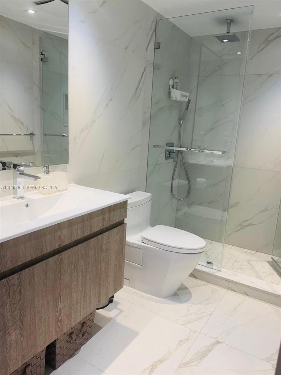 10275 Collins Ave # 333, Bal Harbour FL 33154 — 12