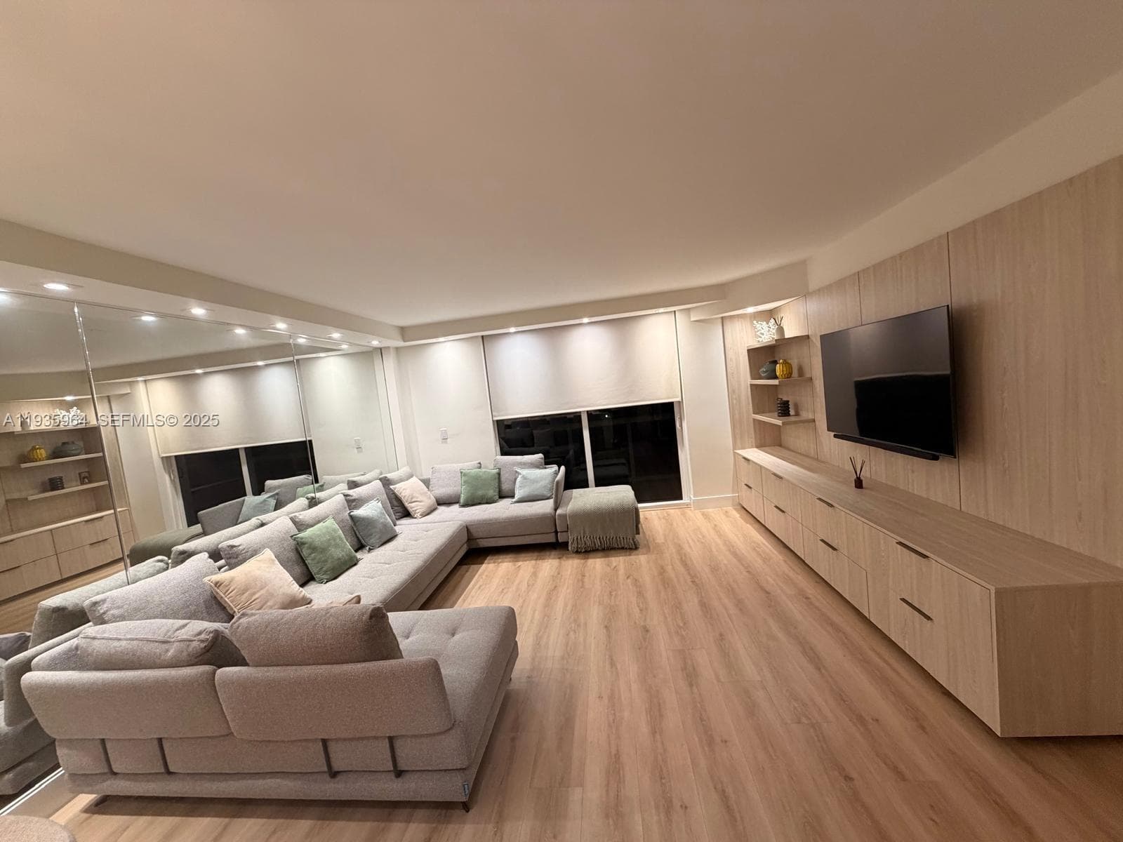 10275 Collins Ave # 333, Bal Harbour FL 33154 — 3