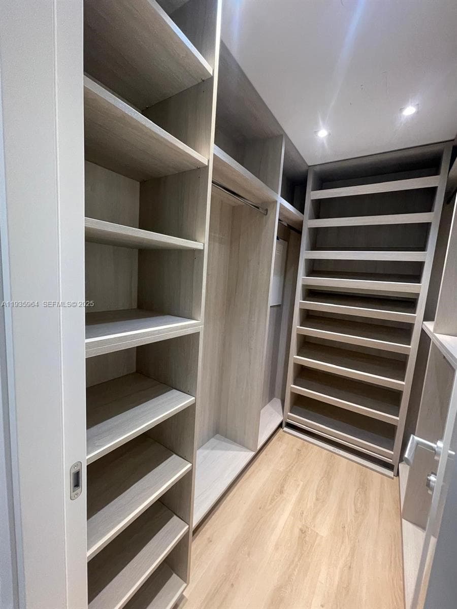 10275 Collins Ave # 333, Bal Harbour FL 33154 — 14