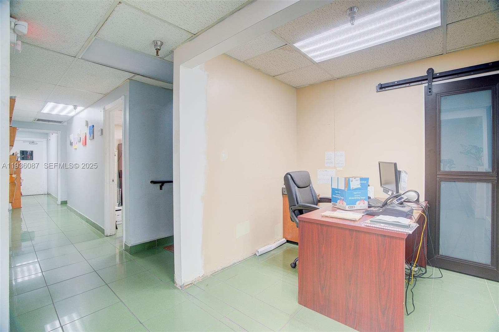 6860 NW 75th St, Medley FL 33166 — 27