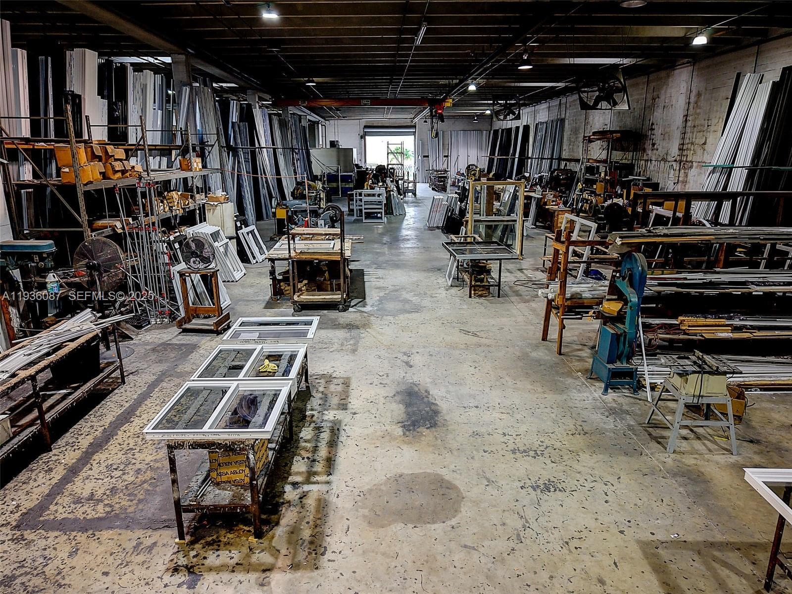 6860 NW 75th St, Medley FL 33166 — 17