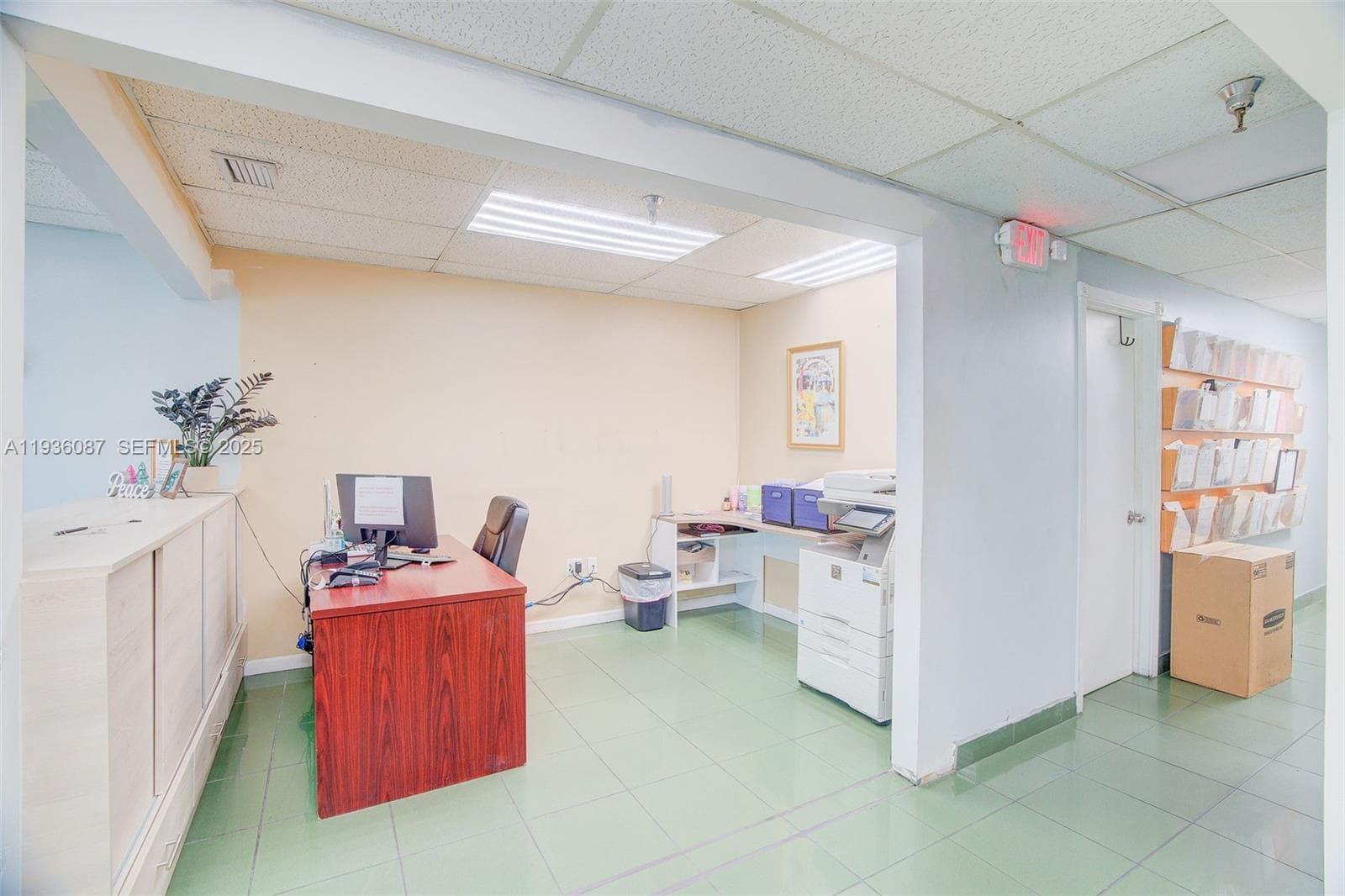 6860 NW 75th St, Medley FL 33166 — 26