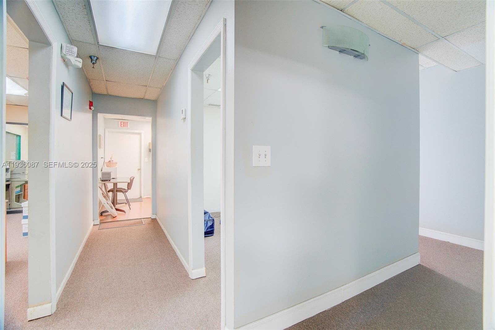 6860 NW 75th St, Medley FL 33166 — 34