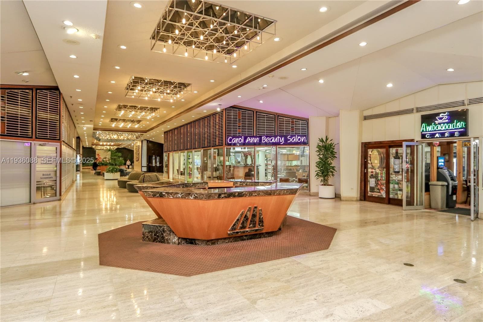 825 Brickell Bay Dr, Miami FL 33131 — 2