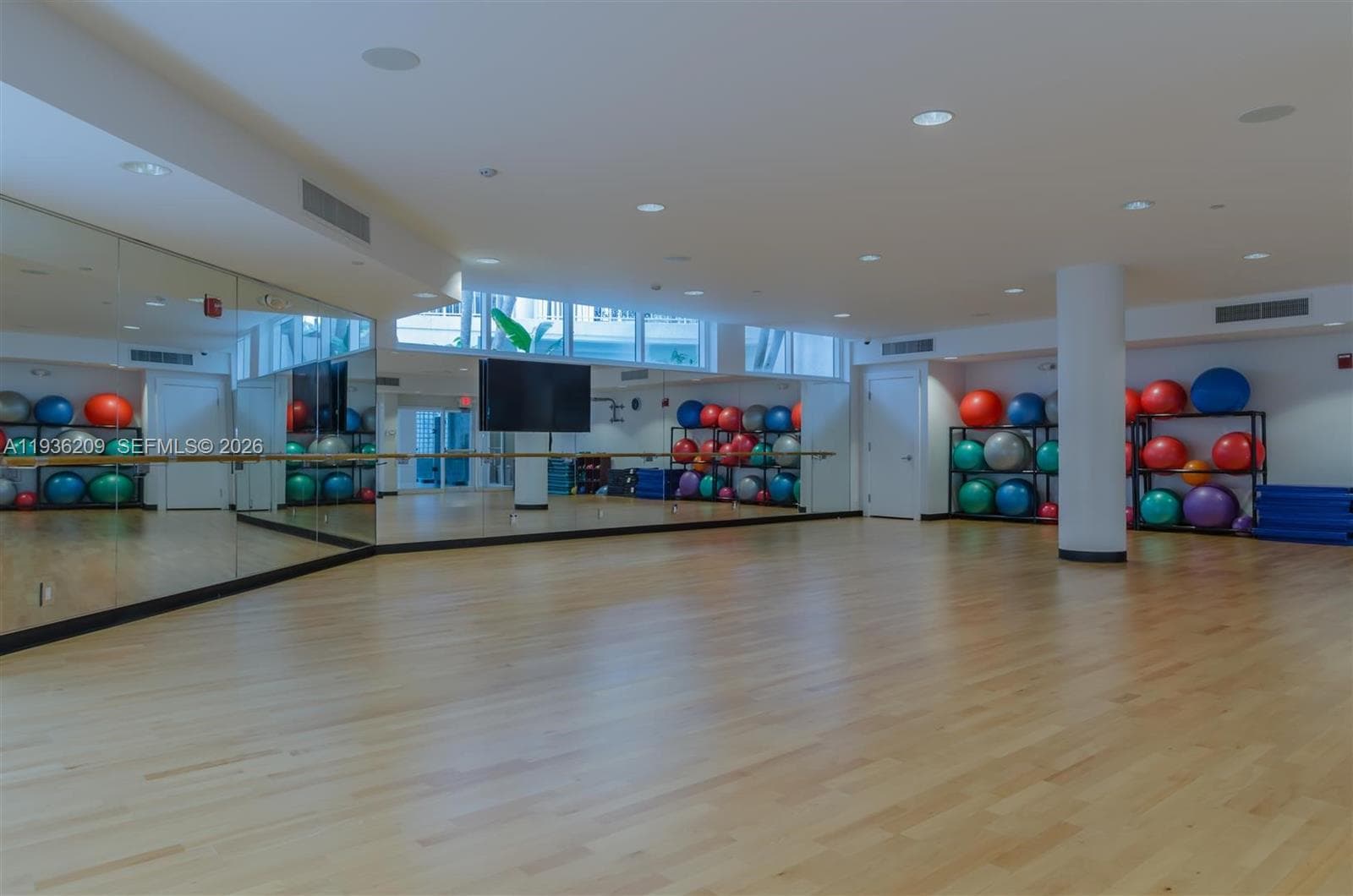 20281 E Country Club Dr # 201, Aventura FL 33180 — 67