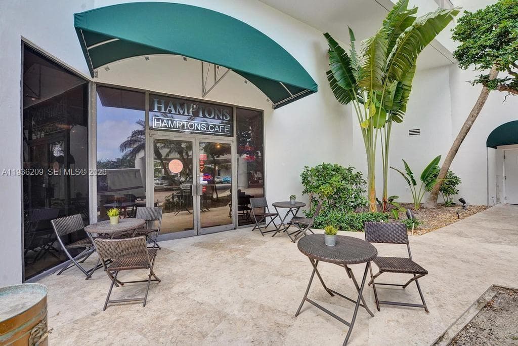 20281 E Country Club Dr # 201, Aventura FL 33180 — 80