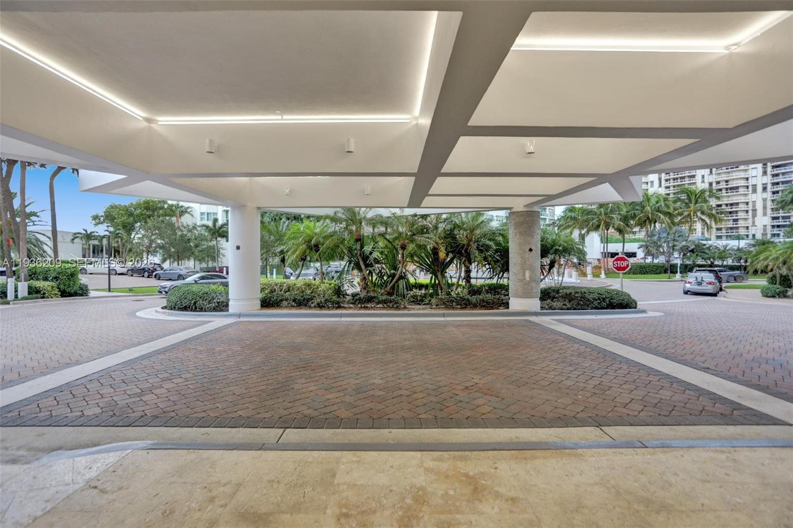 20281 E Country Club Dr # 201, Aventura FL 33180 — 51