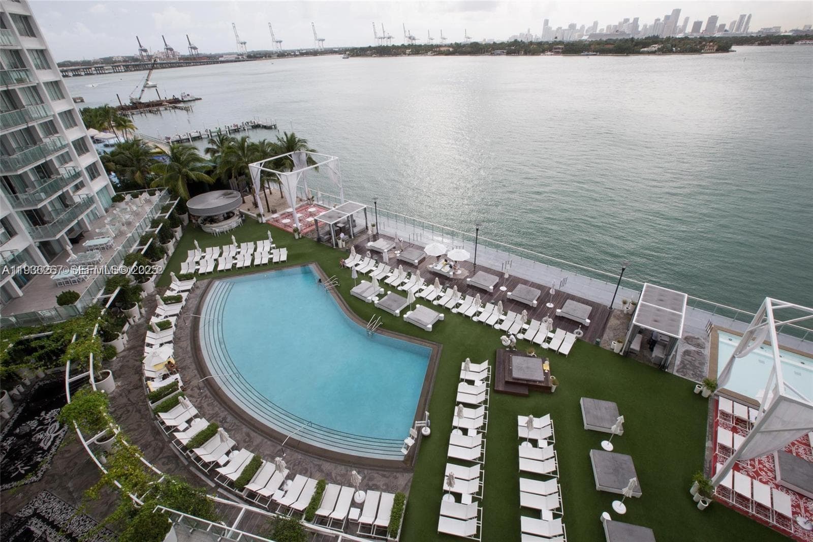 1100 West Ave # 1220, Miami Beach FL 33139 — 2