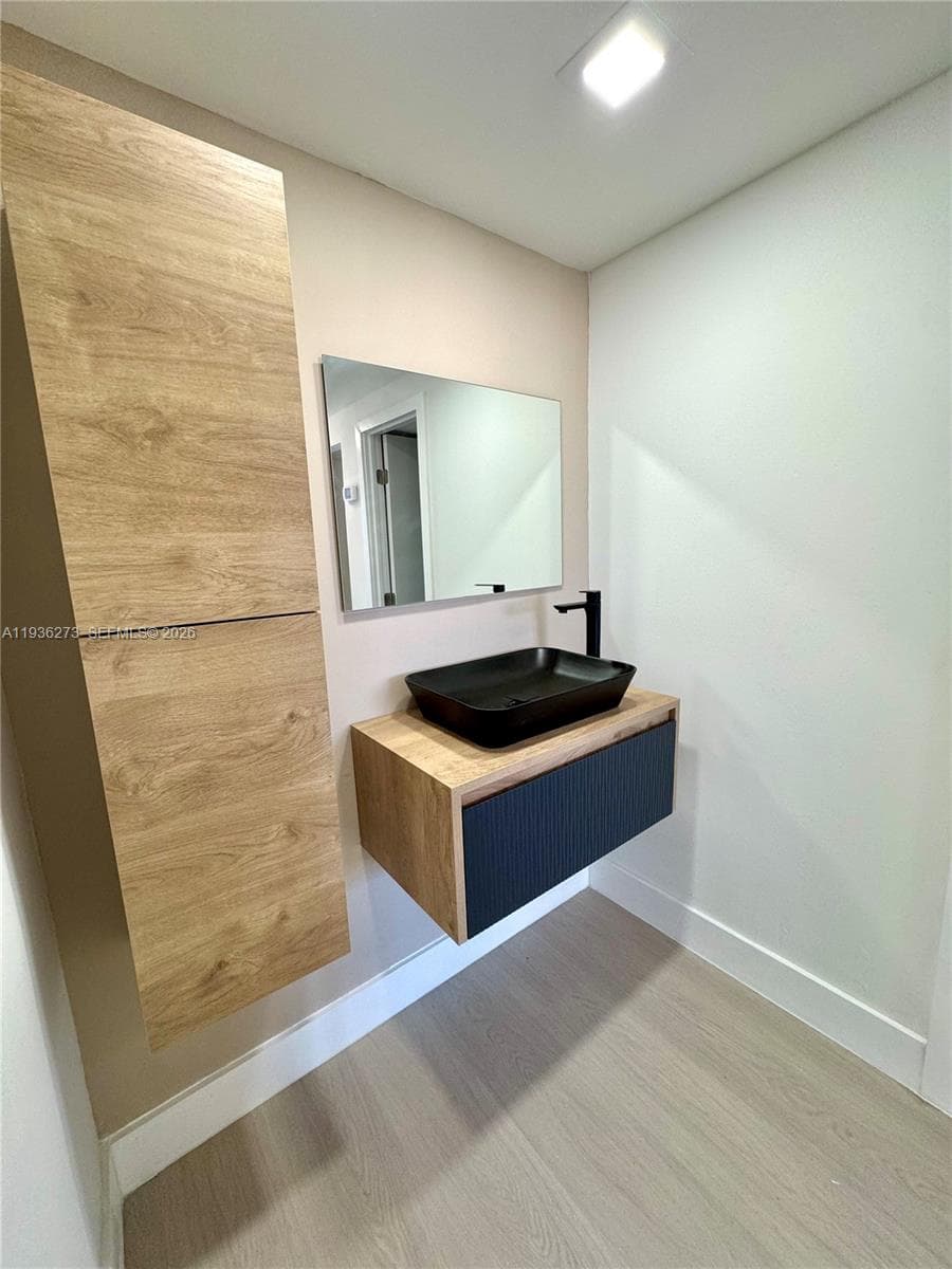 300 Bayview Dr # 1201, Sunny Isles Beach FL 33160 — 13