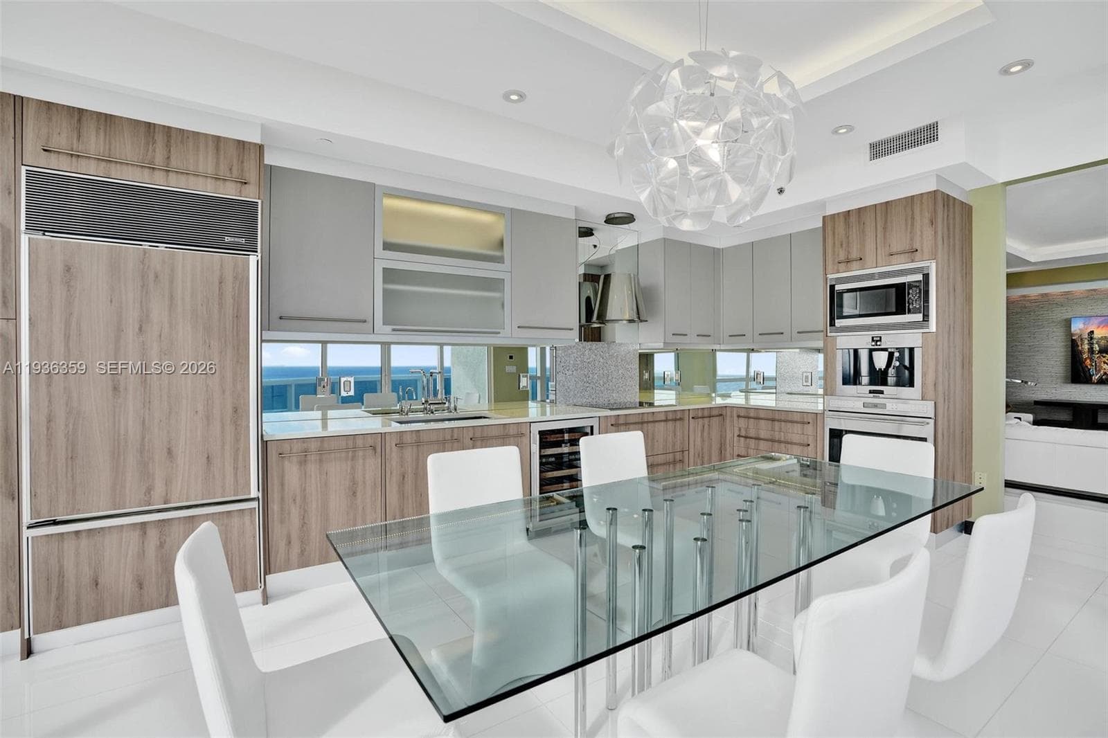 15811 Collins Ave # 2201, Sunny Isles Beach FL 33160 — 15