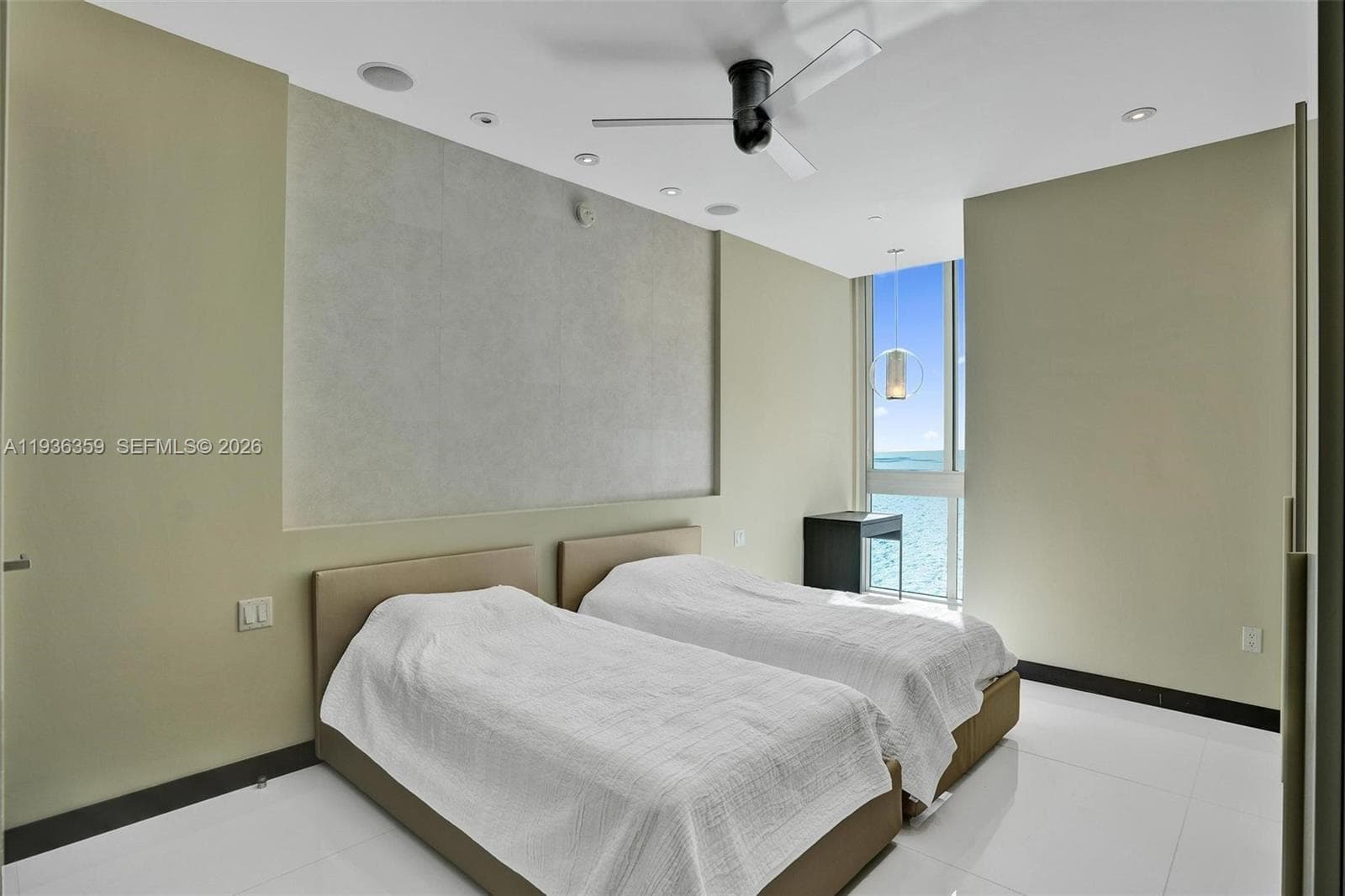 15811 Collins Ave # 2201, Sunny Isles Beach FL 33160 — 31