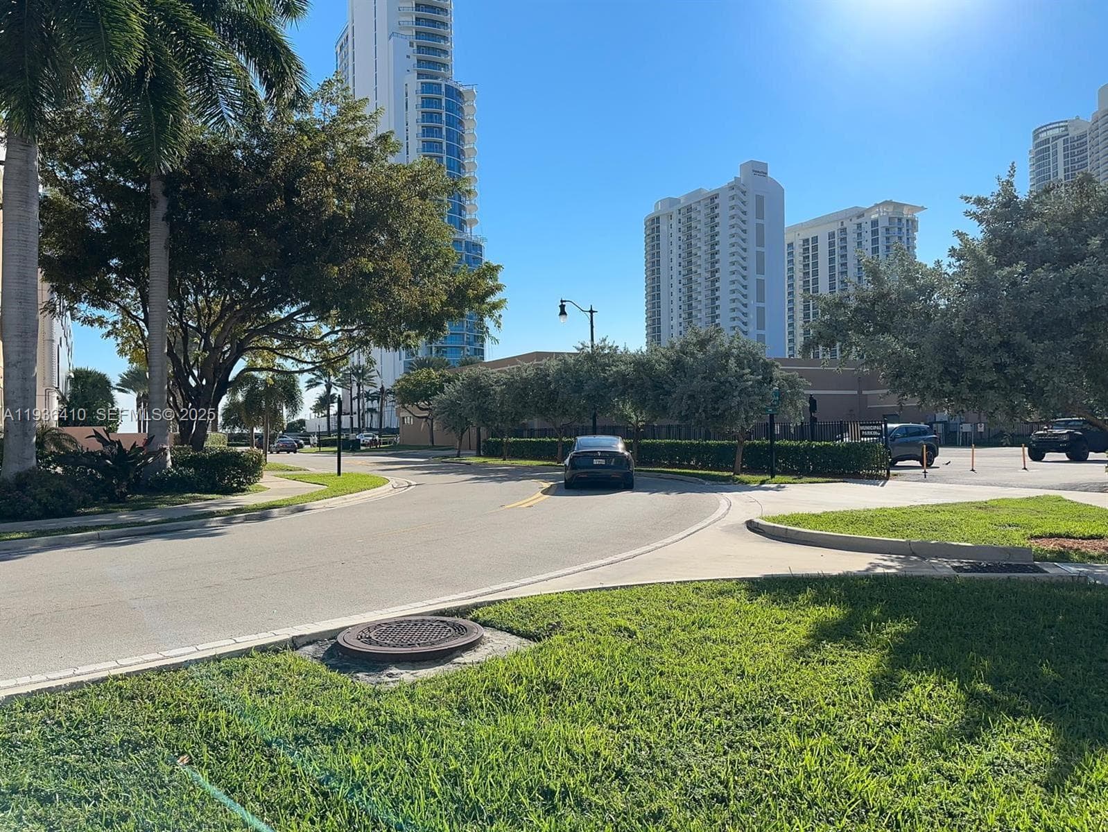 17560 Atlantic Blvd # 109, Sunny Isles Beach FL 33160 — 52