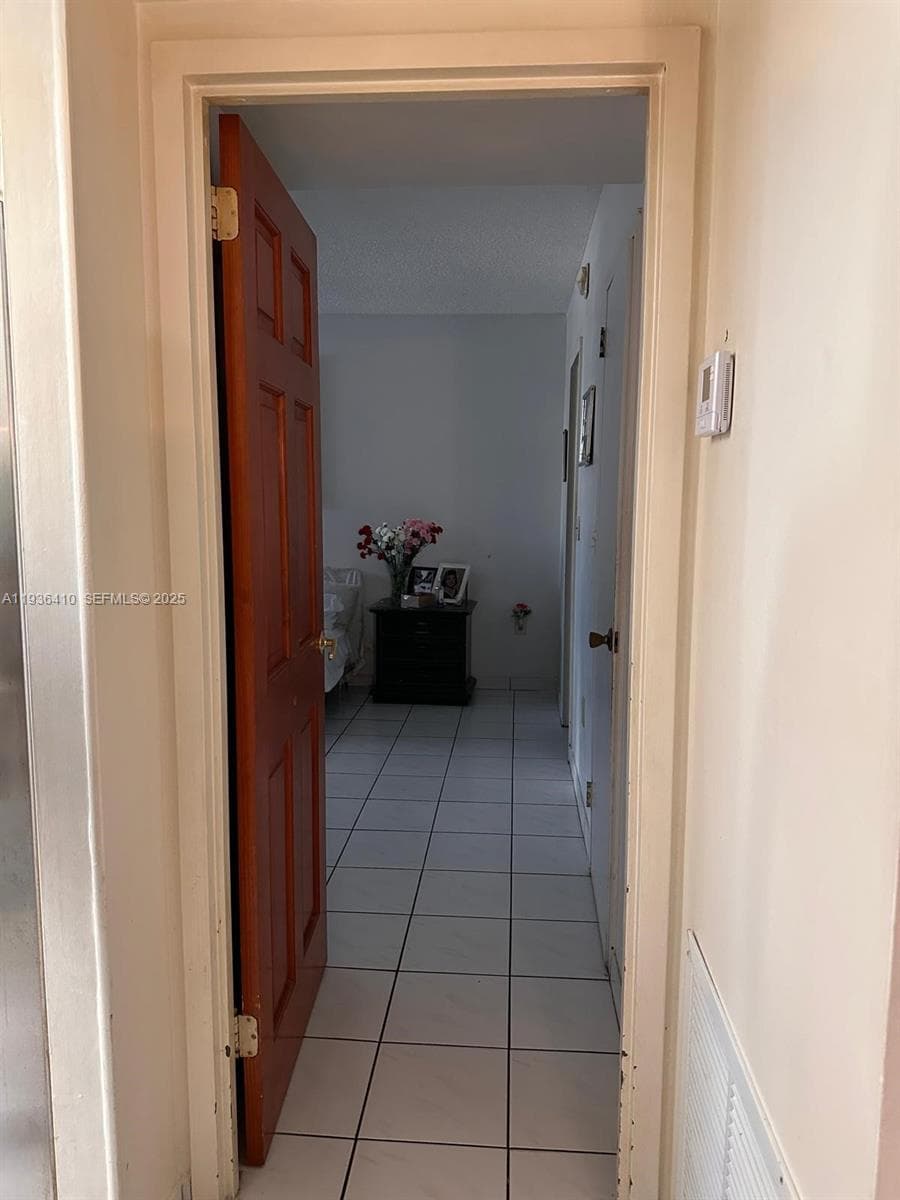 17560 Atlantic Blvd # 109, Sunny Isles Beach FL 33160 — 46