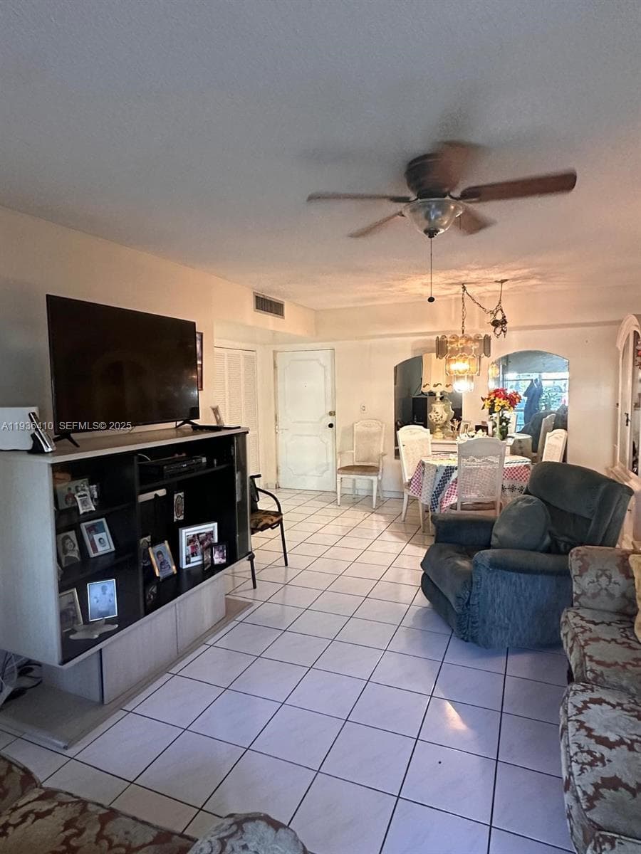 17560 Atlantic Blvd # 109, Sunny Isles Beach FL 33160 — 13