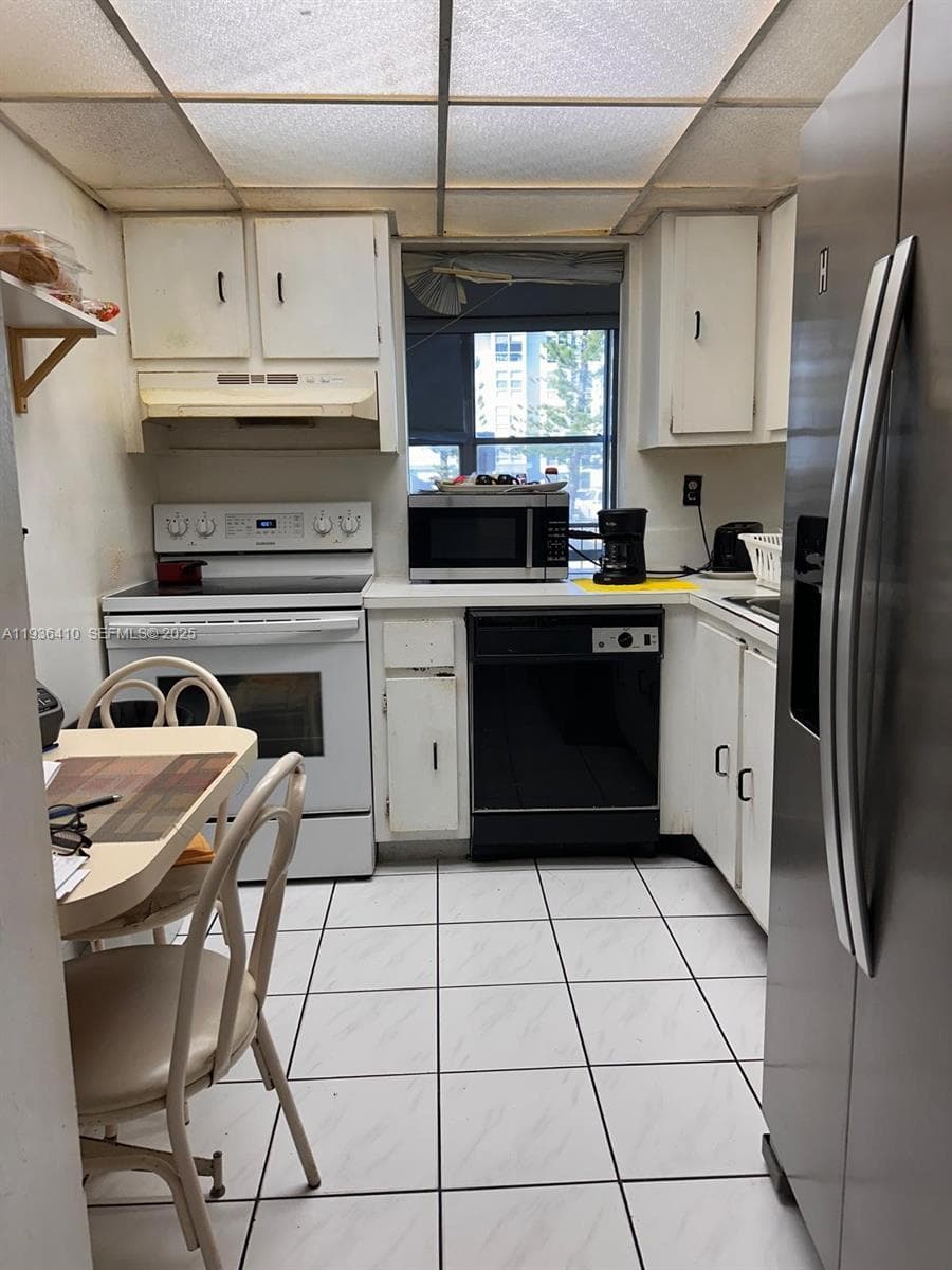 17560 Atlantic Blvd # 109, Sunny Isles Beach FL 33160 — 43