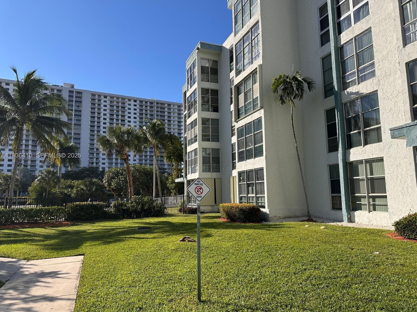 17560 Atlantic Blvd # 109, Sunny Isles Beach FL 33160 — 53