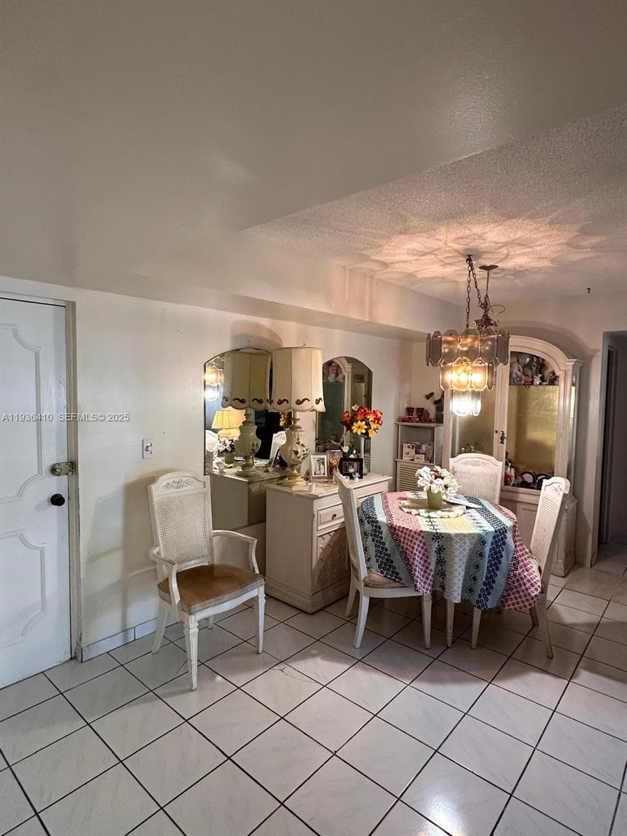 17560 Atlantic Blvd # 109, Sunny Isles Beach FL 33160 — 10
