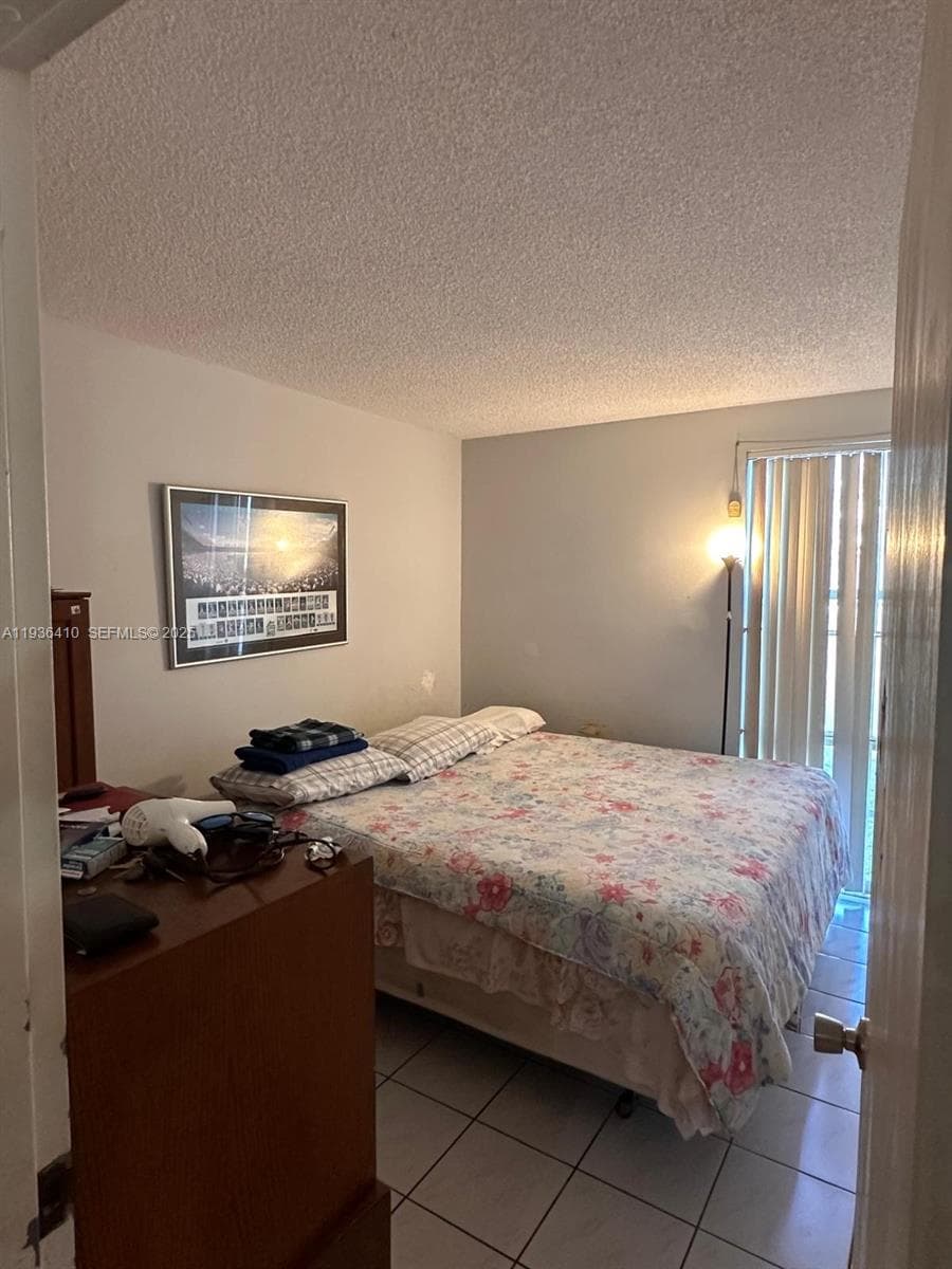 17560 Atlantic Blvd # 109, Sunny Isles Beach FL 33160 — 48