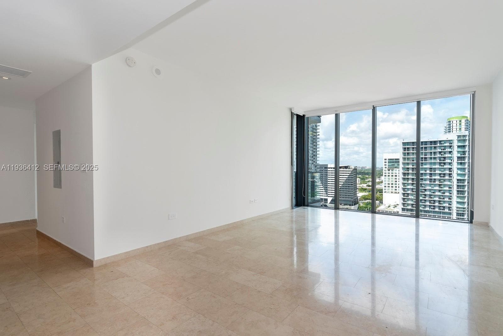 68 SE 6th St # 2010, Miami FL 33131 — 8