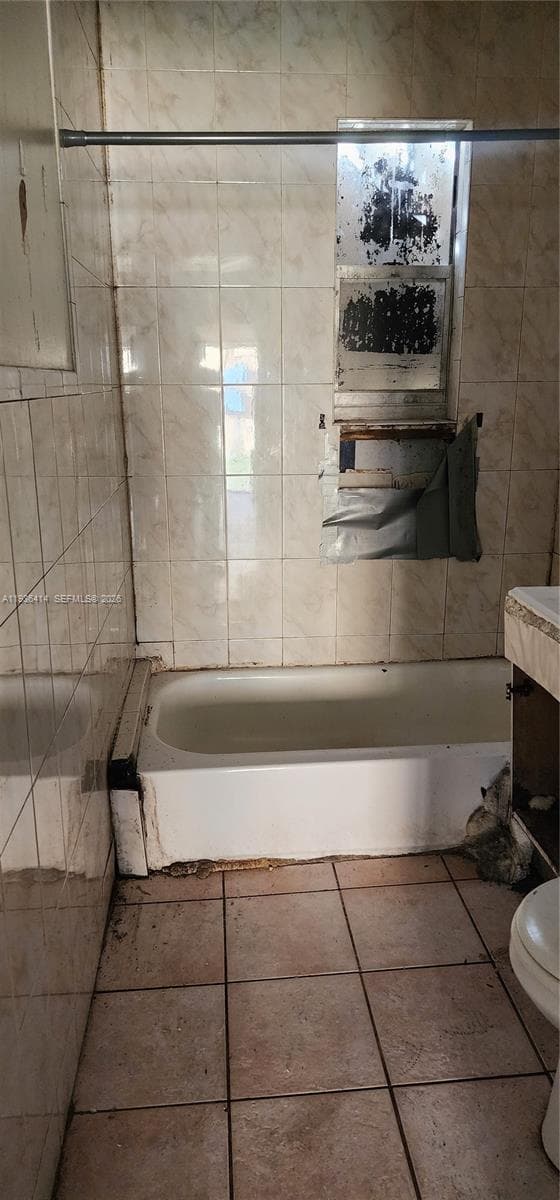5428 NW 13th Ave, Miami FL 33142 — 15