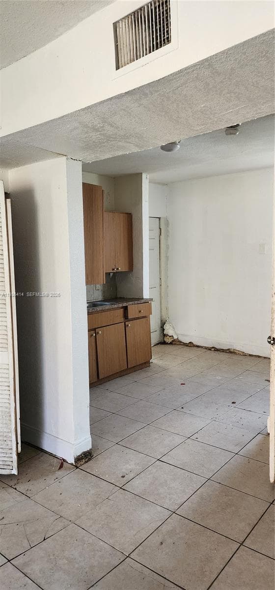5428 NW 13th Ave, Miami FL 33142 — 19