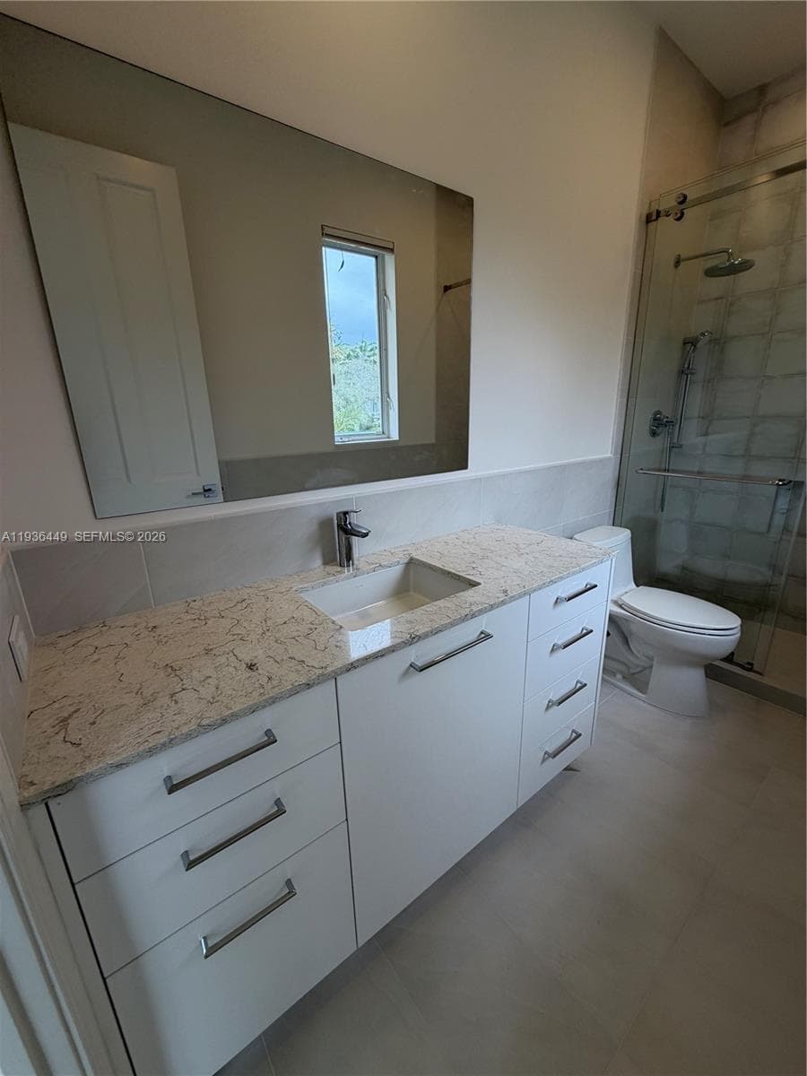 673 Destacada Ave, Coral Gables FL 33156 — 74