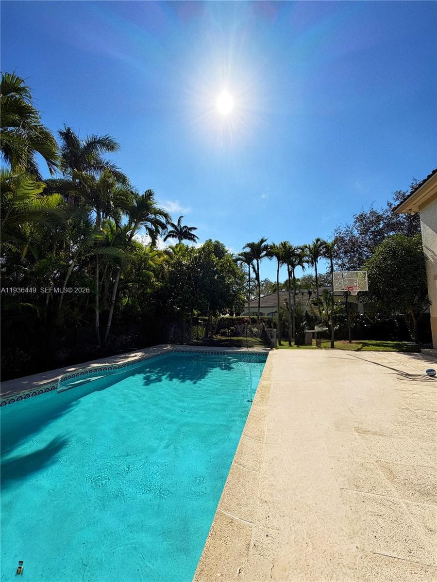673 Destacada Ave, Coral Gables FL 33156 — 85