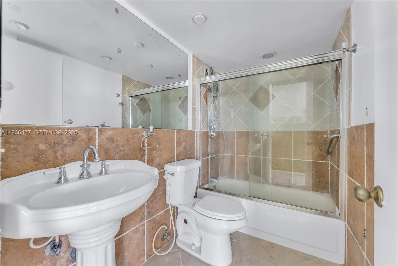 2025 NE 164th St # 809, North Miami Beach FL 33162 — 20