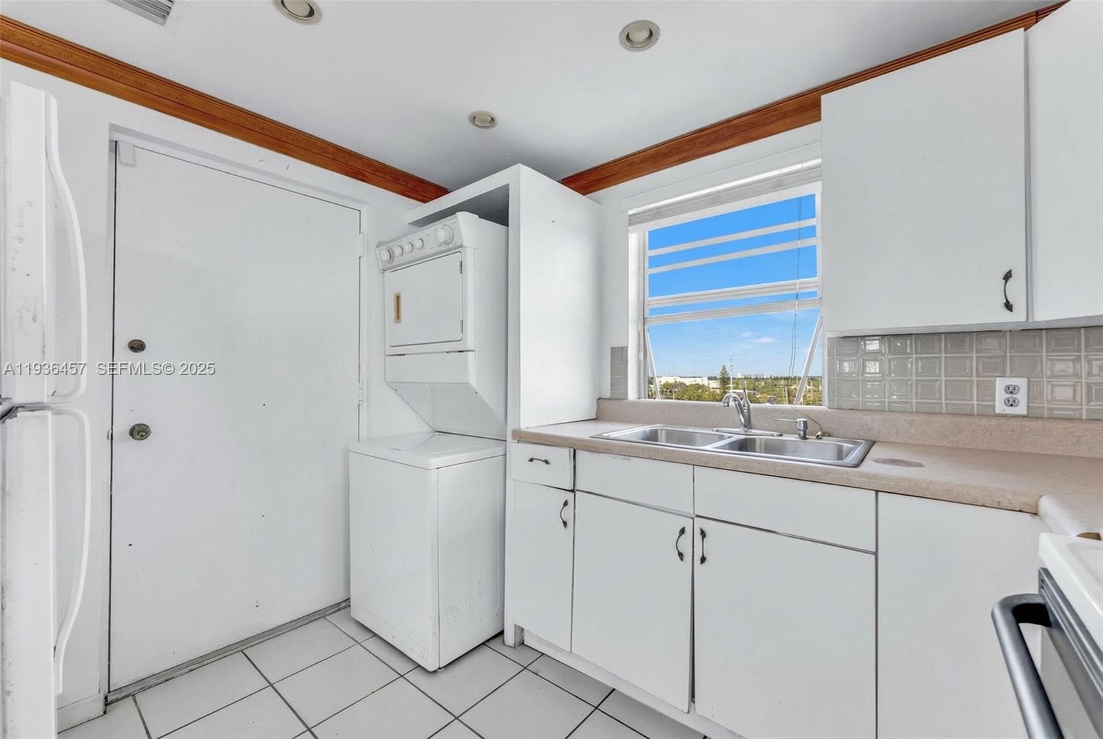 2025 NE 164th St # 809, North Miami Beach FL 33162 — 4